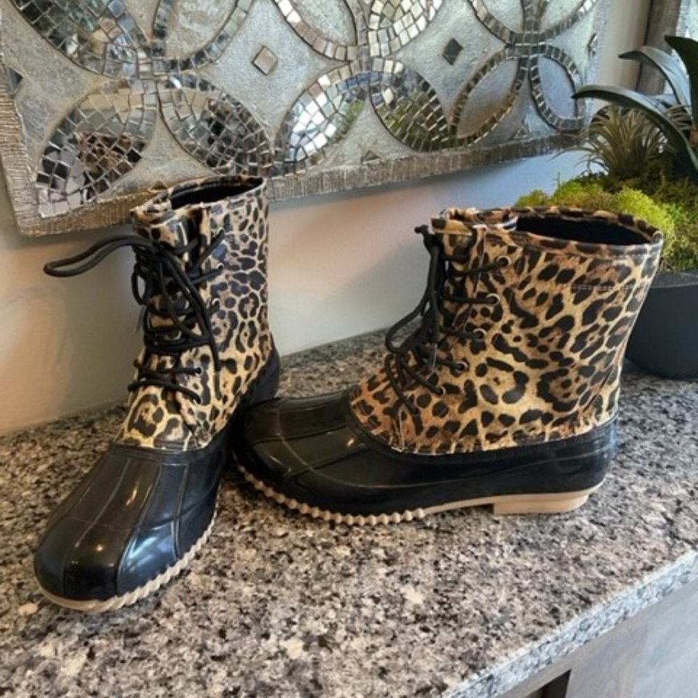 Leopard rain boots New